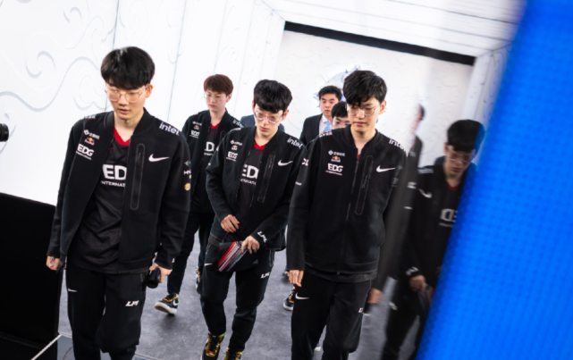 超历史上的 超历史上的